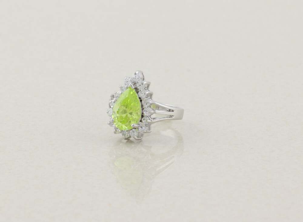 Sterling Silver Sparkly Pear Cut Yellow White Cubic Zirconia Halo Ring 7 1/2 - Picture 3 of 7